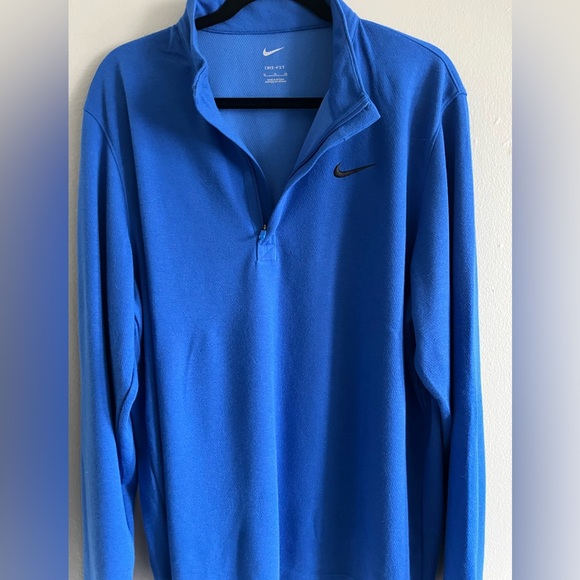 NIKE Dri-Fit Quarter Zip Pullover - Picture 2 of 4